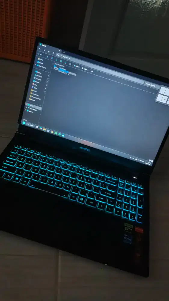 Laptop Gaming Axioo Pongo 725