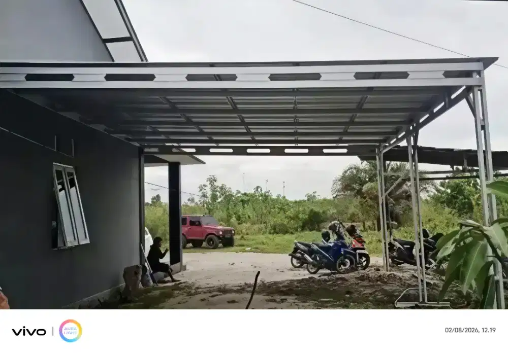 Kanopi rangka baja ringan