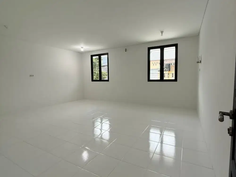 P LK Dijual Cepat Rumah 6X15 Siap Huni di Cengkareng Indah