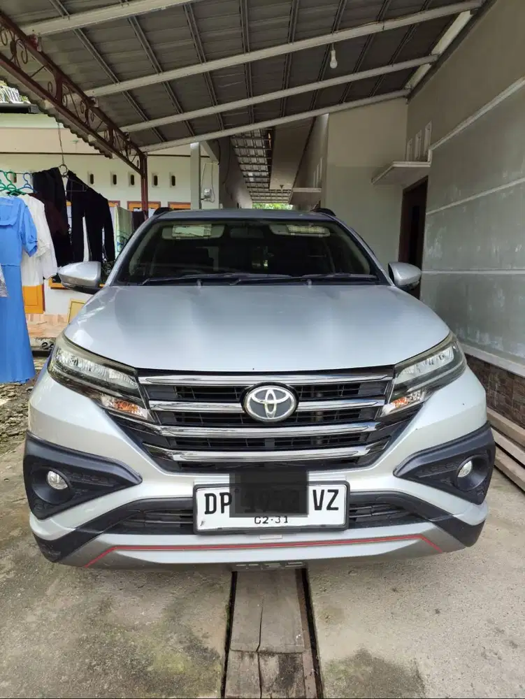 JUAL SANTAI MOBIL PRIBADI RUSH TRD SPORTIVO 2021 MT