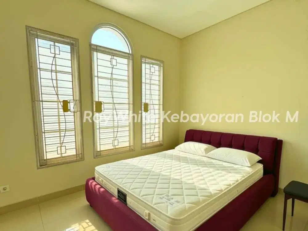 Boston Village Paramount Serpong