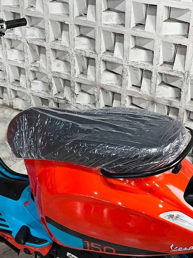Stok Terbatas!!vespa Primavera color vibe 150 ABS th 2023-Ayu Mustika