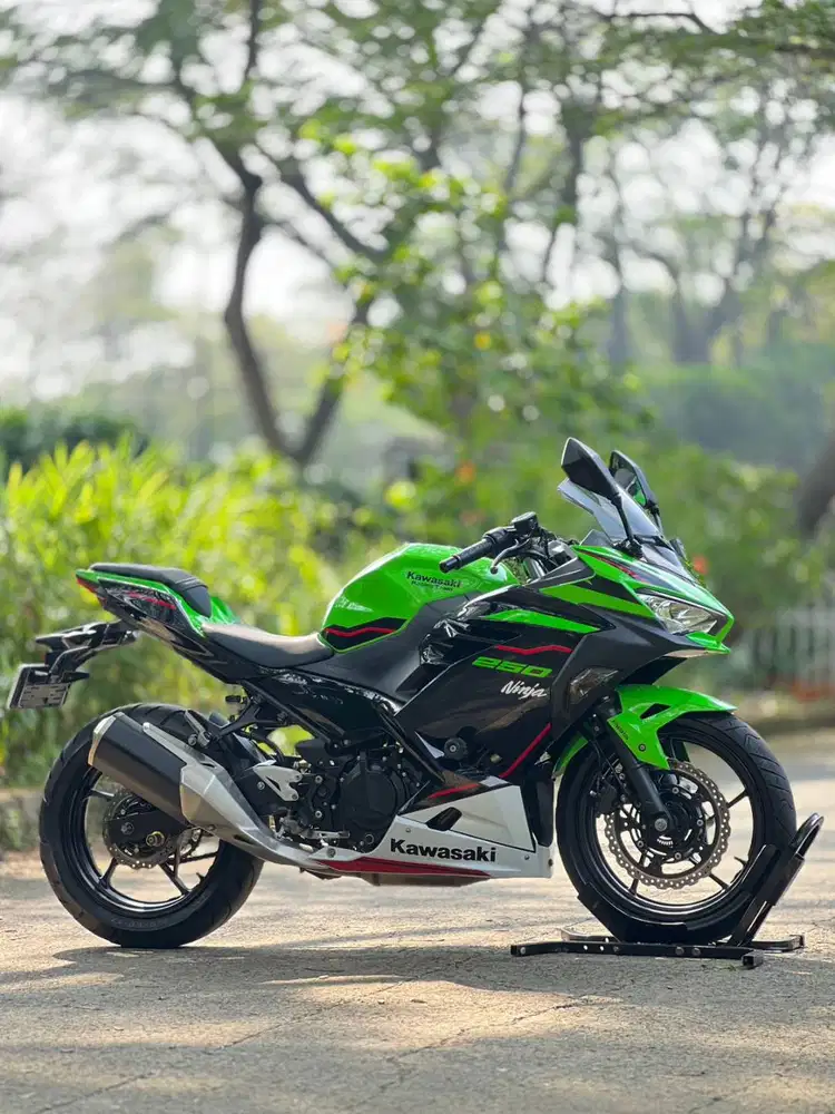KAWASAKI NEW NINJA 250 FI ABS KEYLESS 2021 HIJAU KM LOW PAJAK PANJANG