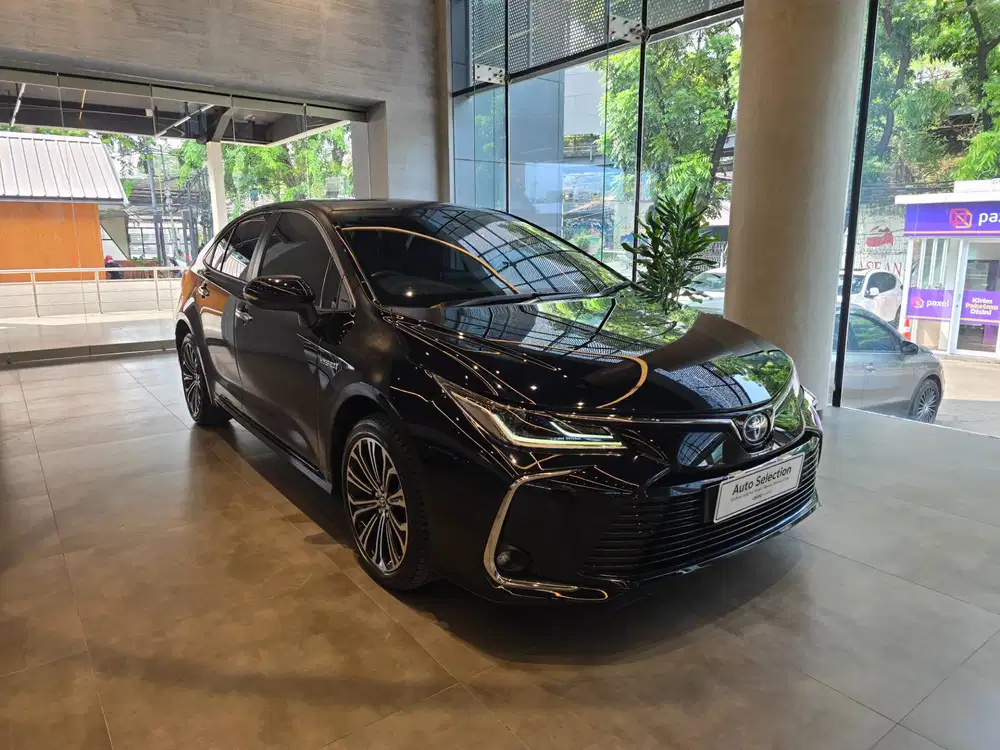 Corolla Altis Hybrid 2023