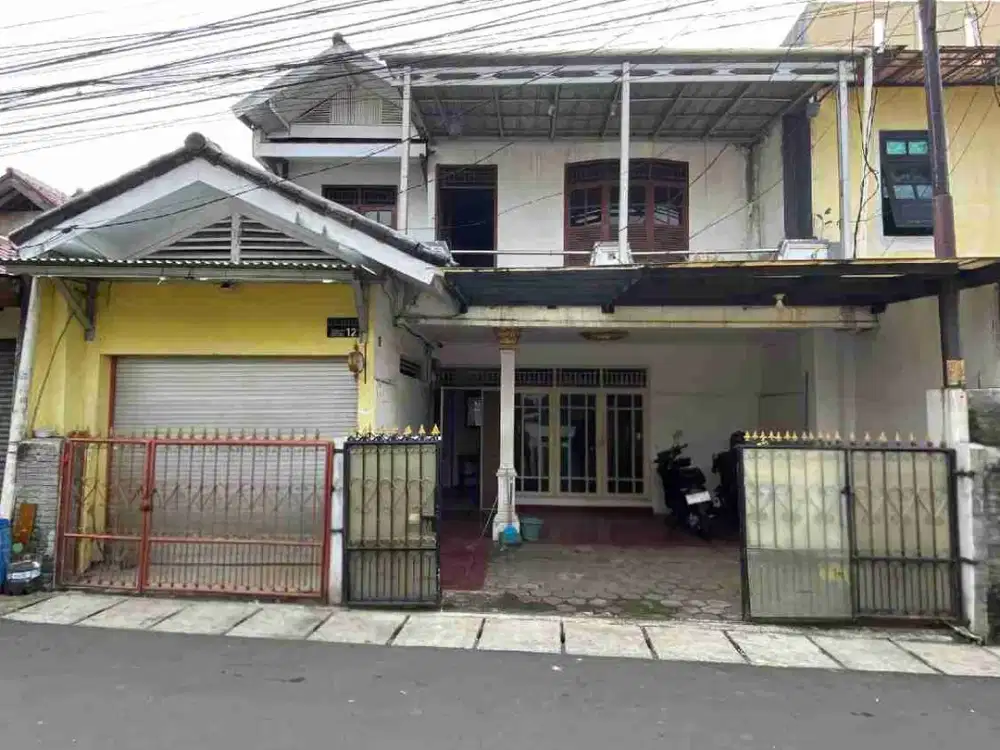 Rumah Pinggir Jalan Cocok untuk usaha dan Kost