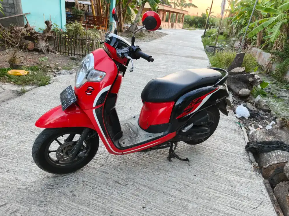Scoopy THN 2021 plat AB Bantul