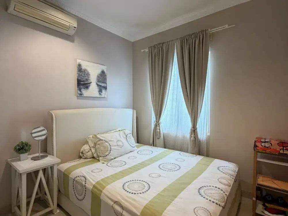 Rumah Full Furnished Lebar 8 De Mansion Alam Sutera
