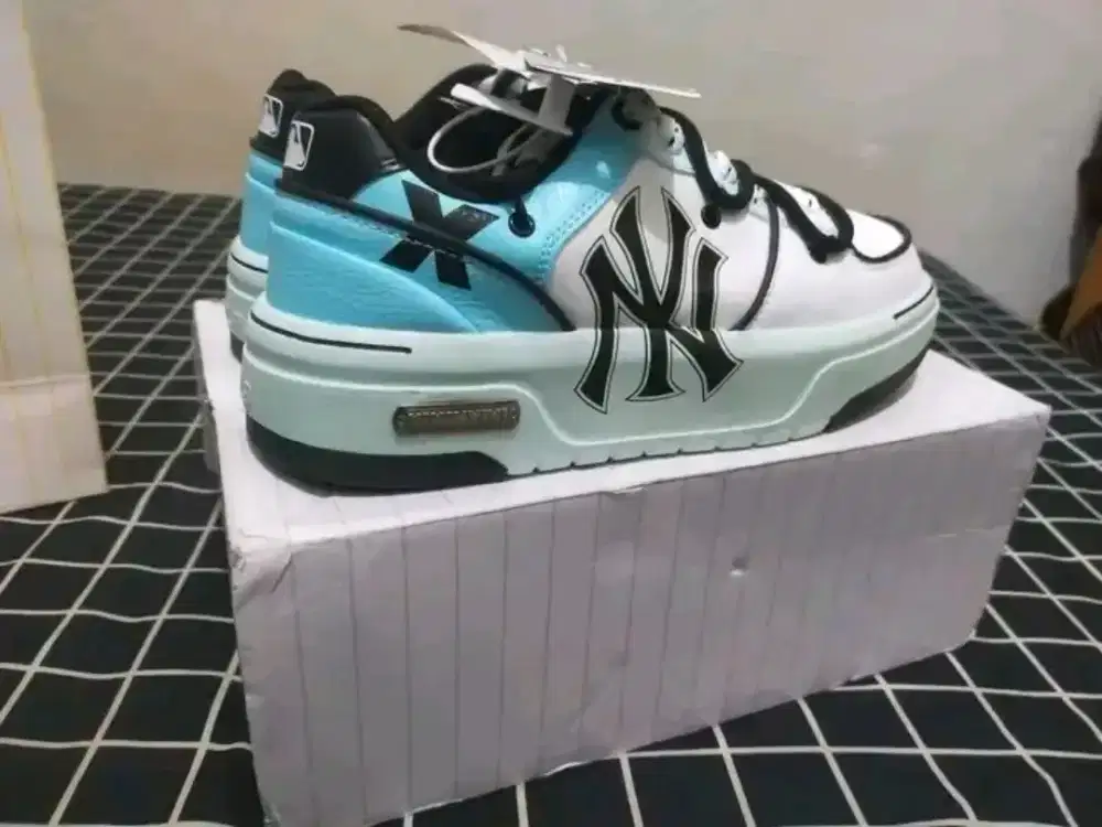 Sepatu MLB original