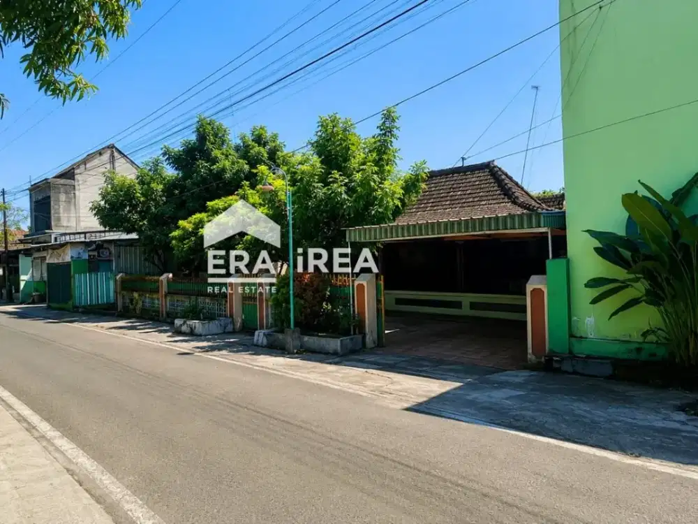RUMAH DIJUAL DI SOLO SRAGEN DEKAT MITRA SWALAYAN SRAGEN DAN PASAR KOTA SRAGEN