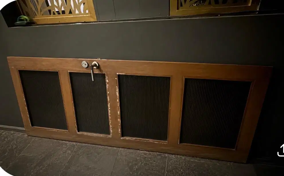 PINTU ENGINEERING WOOD BEKAS TANPA KUSEN