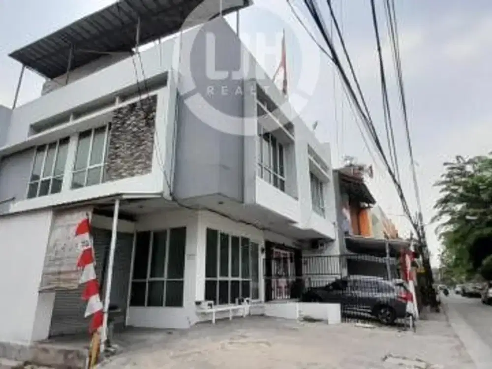 Ruko Disewakan di BCS Kelapa Gading Jakarta Utara Lokasi Strategis