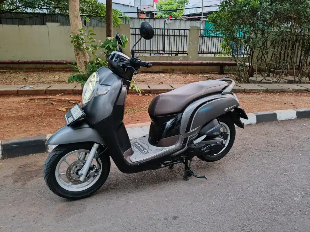Honda Scoopy 110cc PGM-FI Tahun 2017