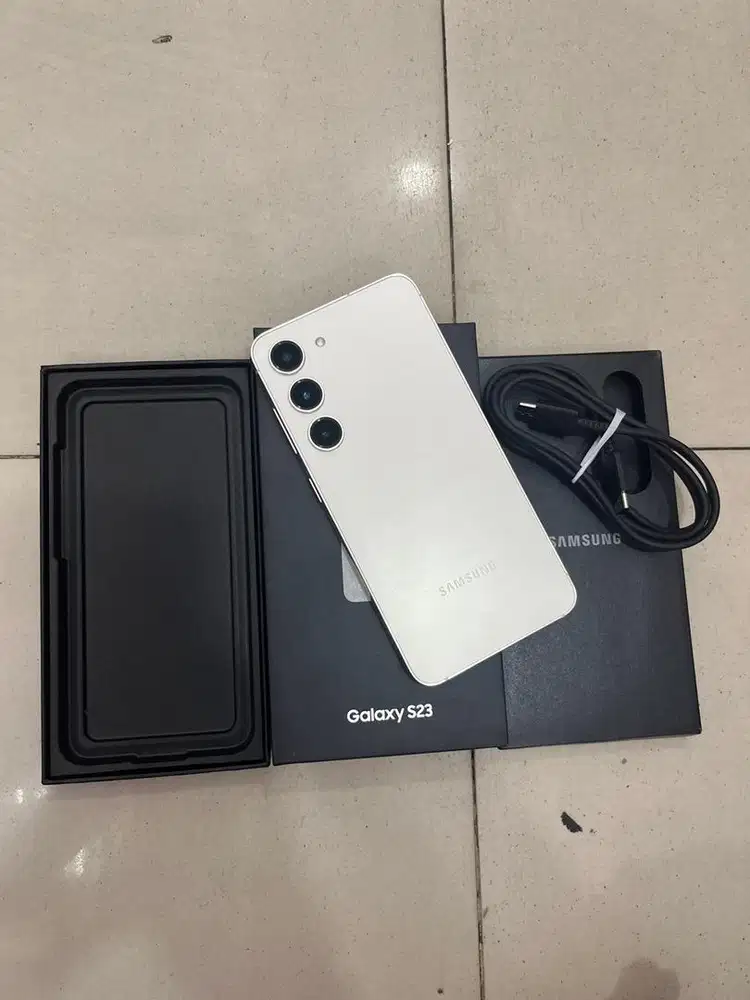 Samsung S23 8/128 seken fullset