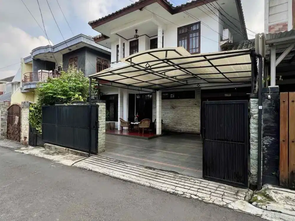 Jual Rumah Mewah 2 Lantai di Kebayoran Baru Jakarta Selatan | Dekat SCBD & Senopati | SHM