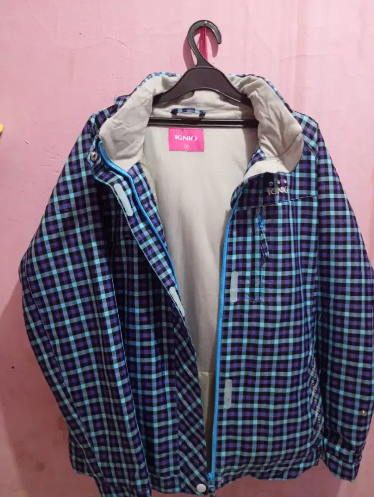 Jaket ignio ukuran L ke xl