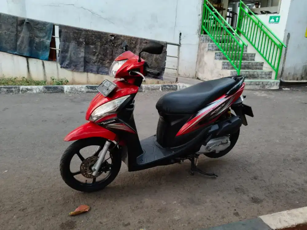 Honda Spacy 110cc PGM-FI Tahun 2011