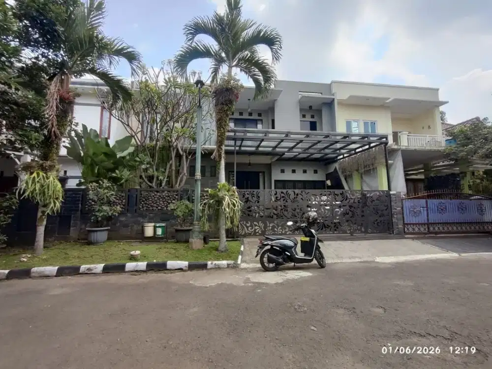 Rumah Mewah Strategis di Komplek Eksklusif Mitra Dago Antapani Bandung