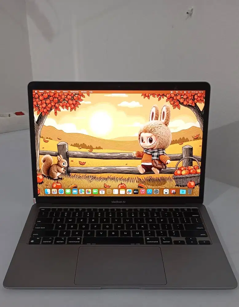 MacBook Air 13 2020 — M1 / 8GB / 128GB