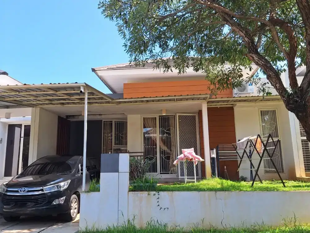 Disewakan Rumah Lokasi Strategis di Perum Ivy Park Bsb Semarang