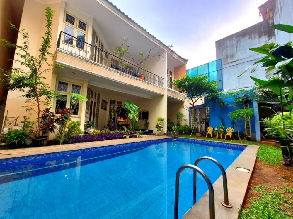 nego sd deal 2 km ke dharmawangsa 5 menit ke pondok indah mall dengan kolam renang rumah radio dalam gandaria kebayoran baru