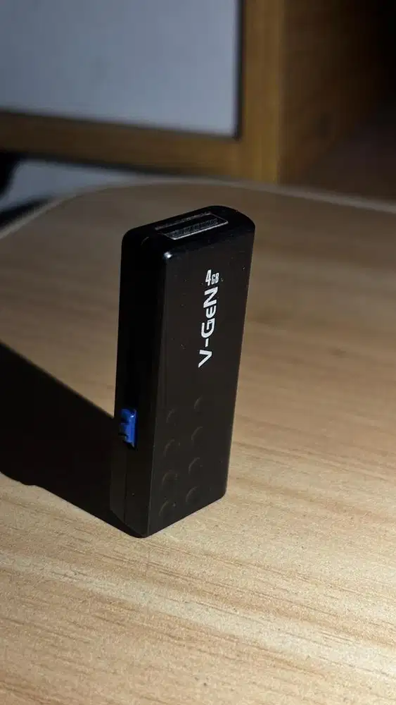 Flashdisk V-Gen 4 GB