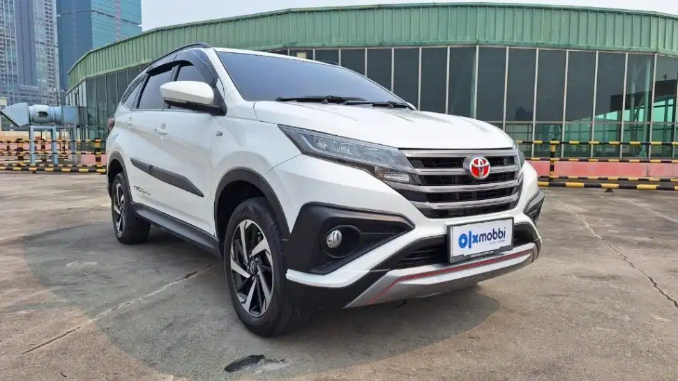 KM Rendah - Toyota Rush 1.5 S Bensin-AT 2020