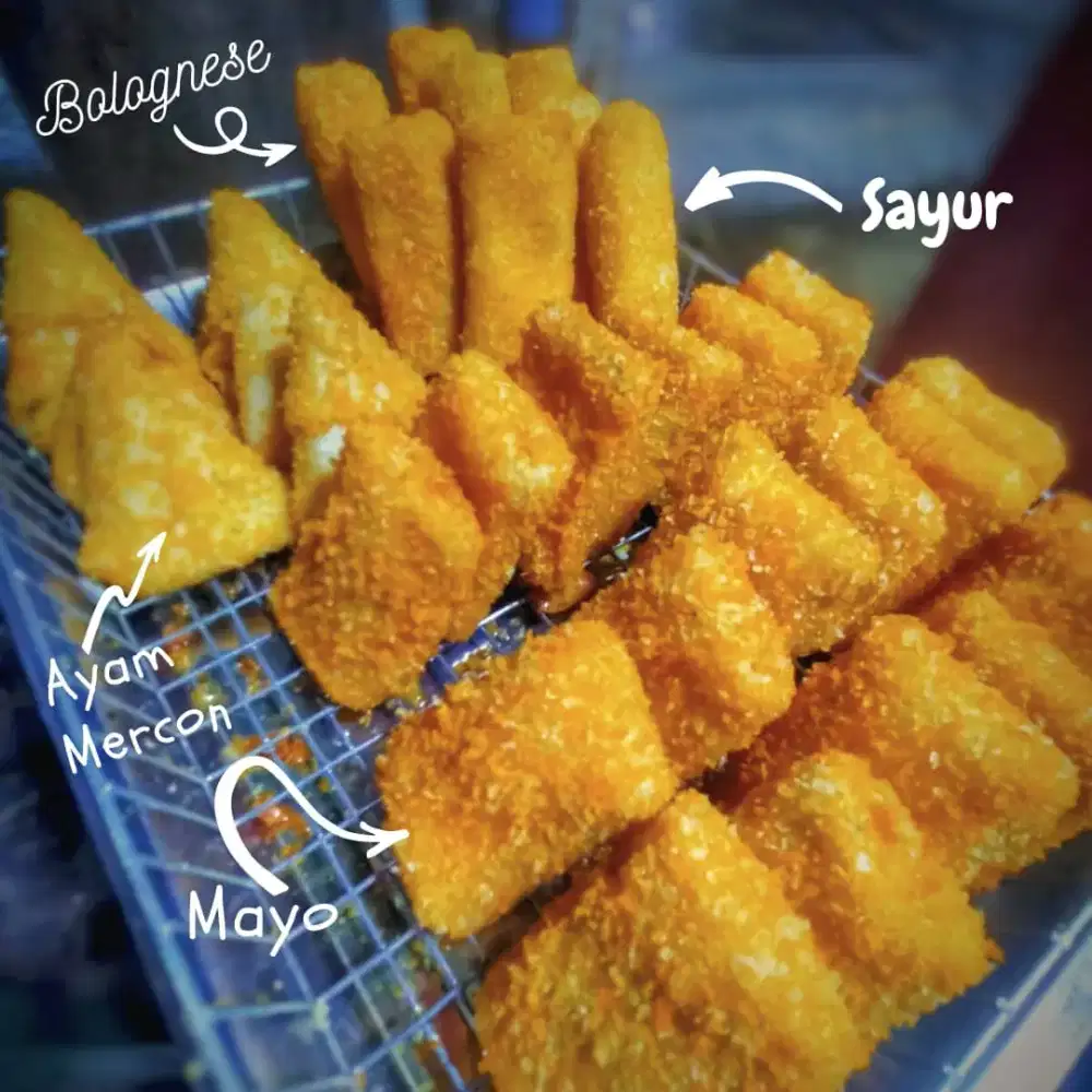 Di butuhkan Karyawan Perempuan untuk stand gerobak Risoles