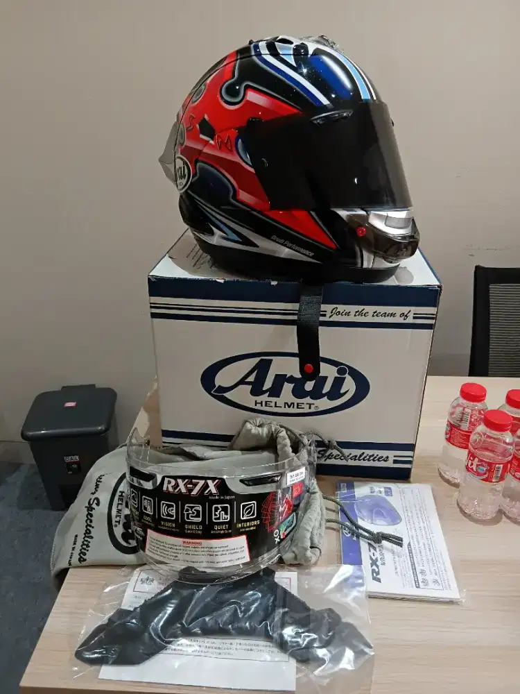 ARAI RX-7X 
Nakano Shuriken Silver
Size 57,58 (M)