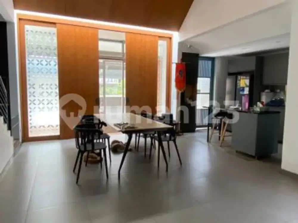 Dijual Rumah di Sutera Jelita Alam Sutera 8X20