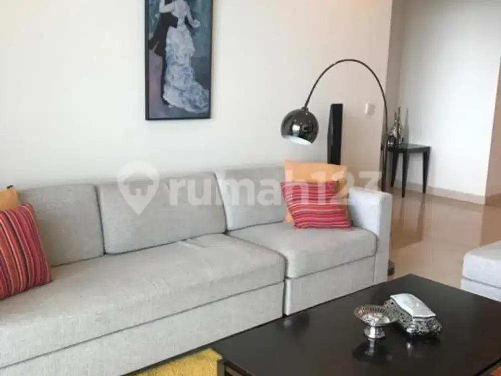 Disewakan Apartemen Pakubuwono House 2+1 BR