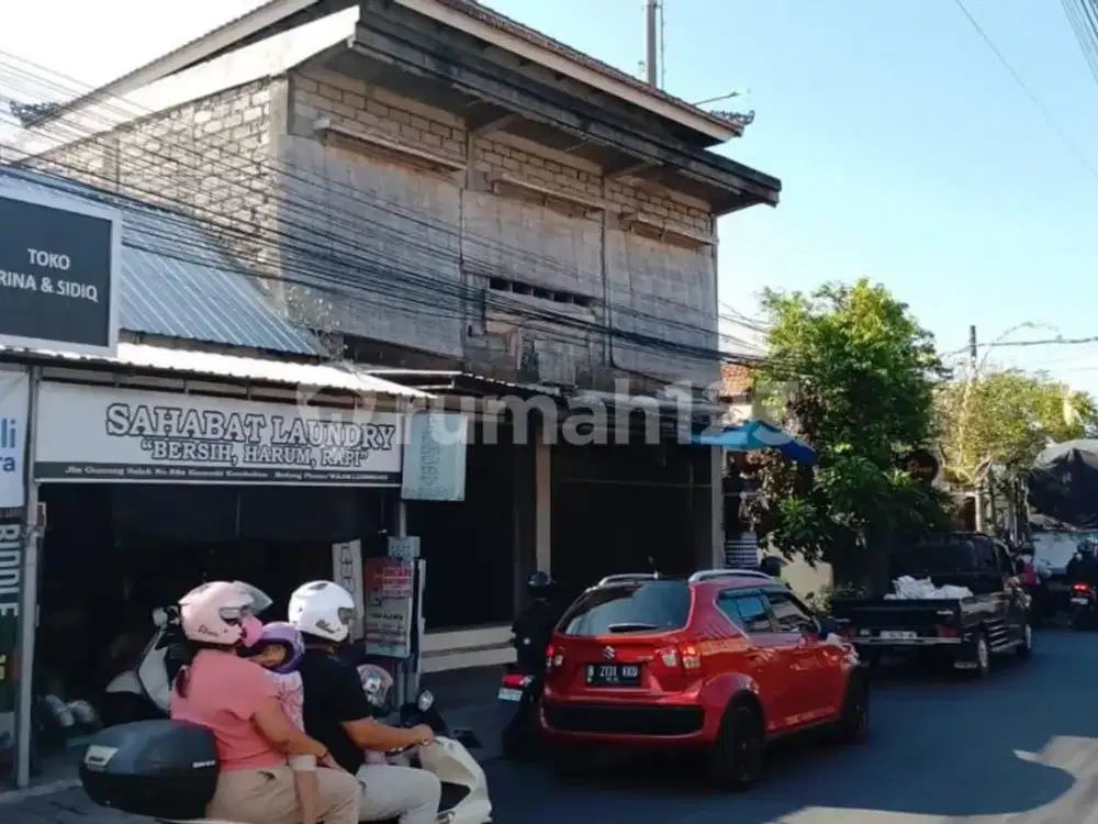 Dijual Tanah Bonus Bangunan di Jalan Raya Krobokan, Badung