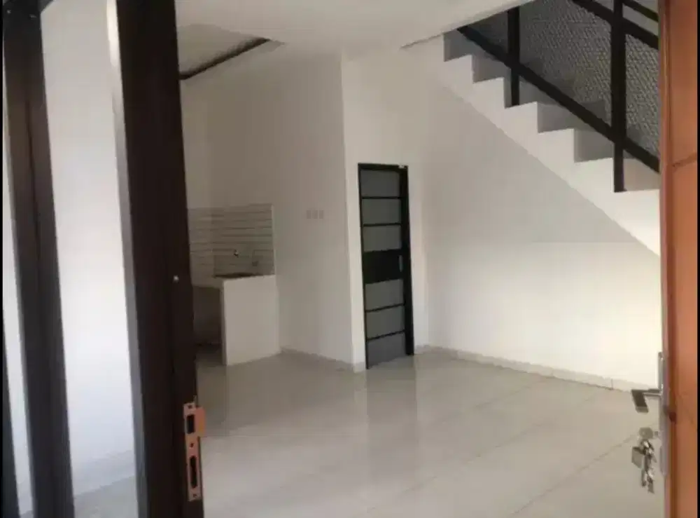 Dikontrakan rumah baru pusat antapani pusat kota dkt gasmin