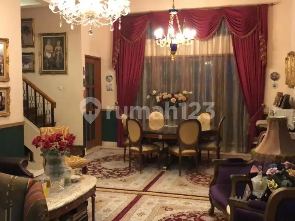 Rumah Indah Mewah Kawasan Elite Lokasi Strategis di Menteng Bintaro Jaya, Tangerang Selatan