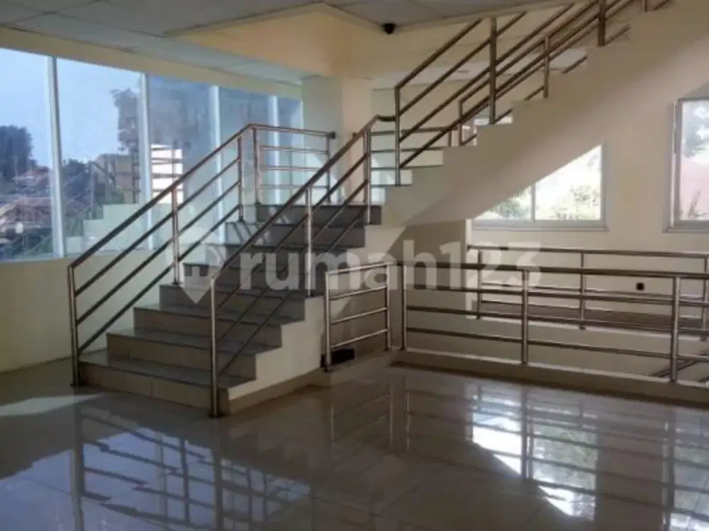 Sewa Gedung Kantor Brand New Cocok untuk Usaha Lokasi Strategis di Cikini, Jakarta Pusat