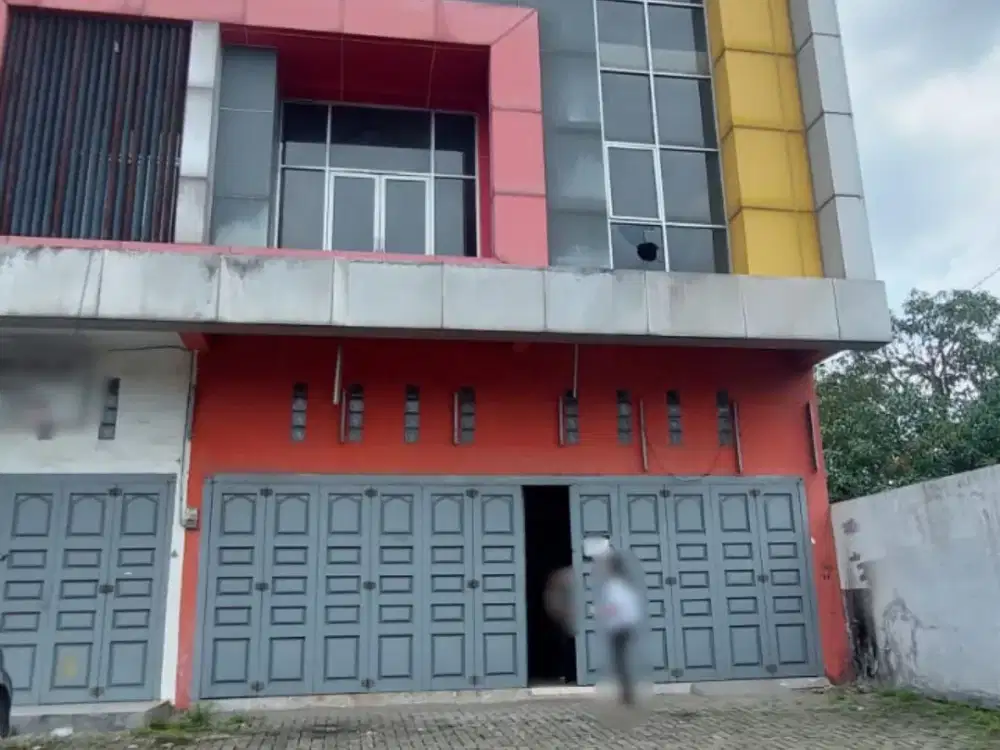 DIJUAL RUKO GANDENG PINGGIR JALAN LOKASI STRATEGIS DAERAH RINGROAD
