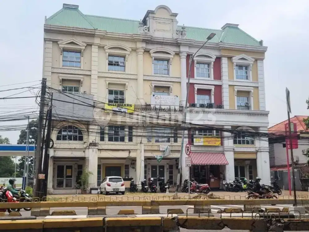 Ruko 4 Lantai Siap Huni Lokasi Strategis Pinggir Jalan di Kalibata, Jakarta Selatan