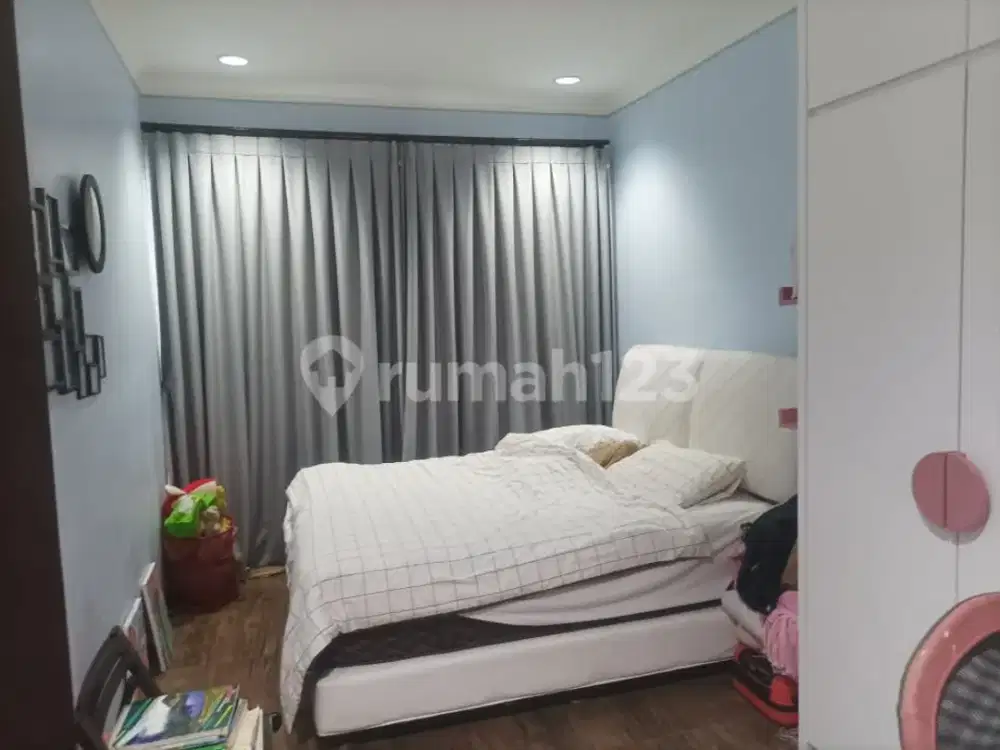 Jual Cepat! Rumah Indah Minimalis di BSD Nusaloka, Tangerang