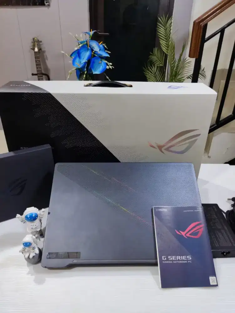 ASUS ROG Zephyrus G14 GA401QH AMD RYZEN 7 GTX 1650
