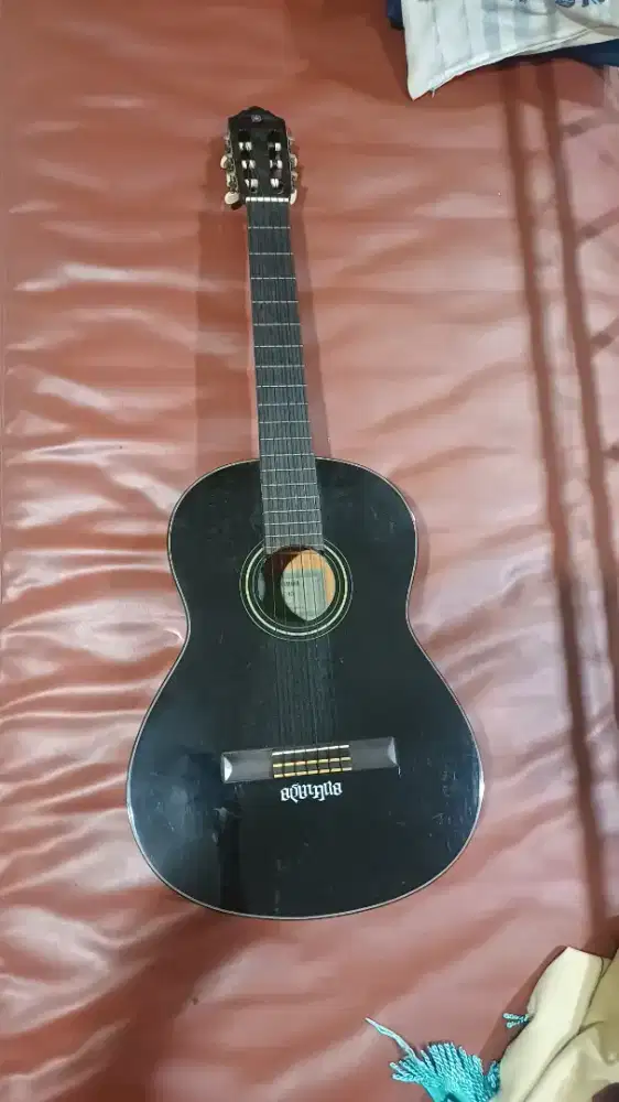 Gitar Akustik Klasik Yamaha C40