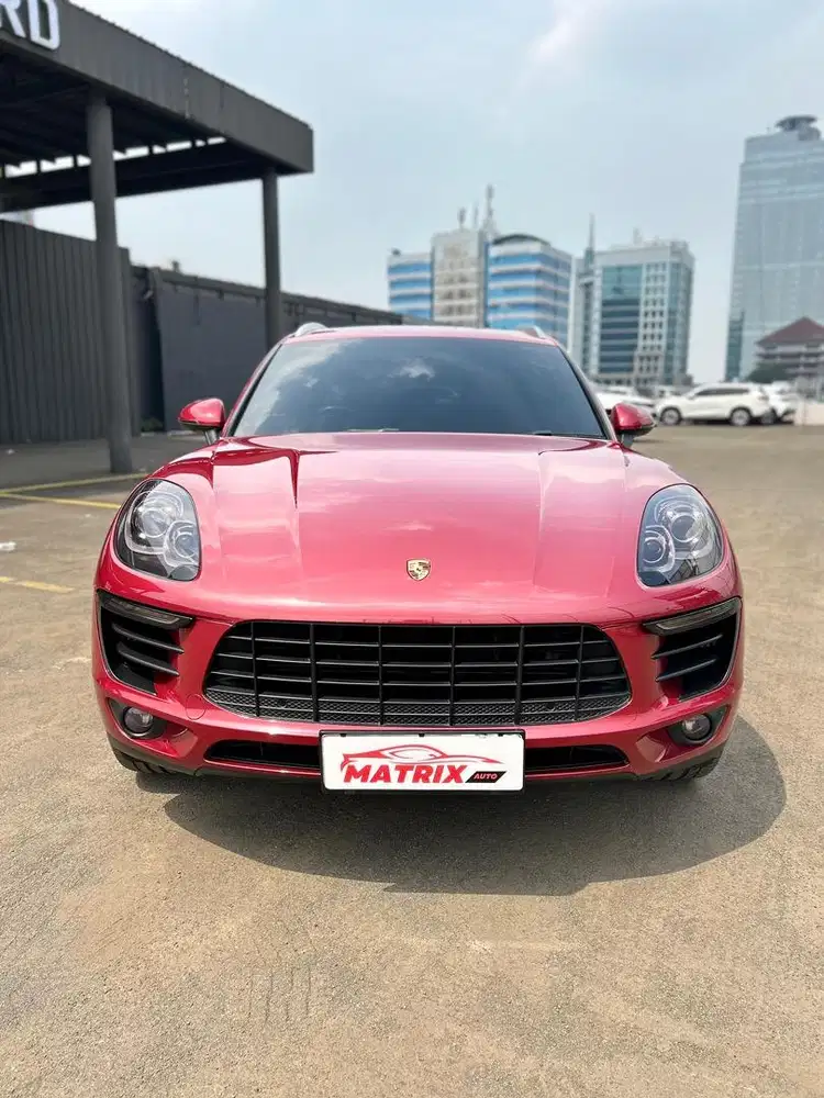 Porsche Macan S 3.0Cc 2016 Nik15 Red on Red Siap pakai