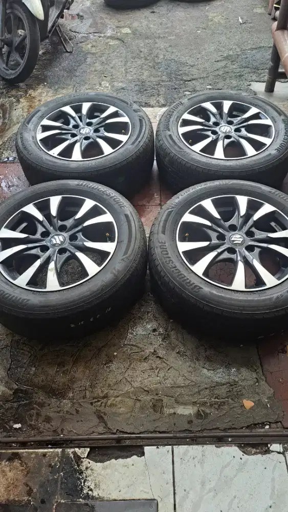 Velg mobil r16 s cross sx4 x over ertiga innova xl7 gran max carry