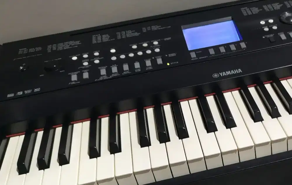 KEYBOARD YAMAHA DGX 650