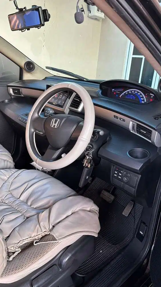 Honda Freed PSD 2012
