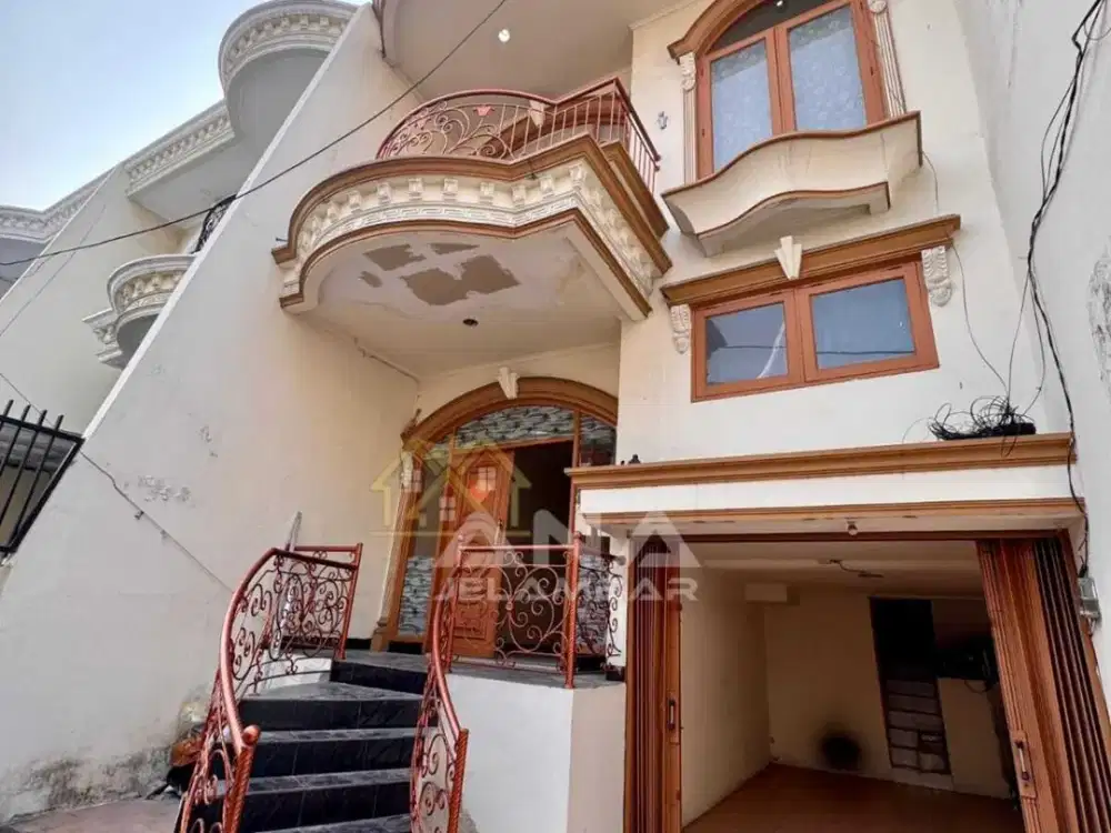ANA DISEWAKAN RUMAH UK 6X21M DI KOMPLEK KAVLING POLRI JELAMBAR