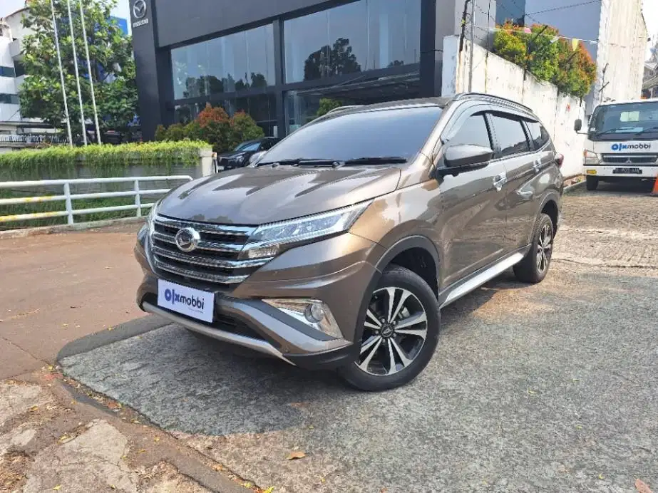 DP MURAH Daihatsu Terios 1.5 R Deluxe Bensin-AT 2018 Coklat CPFPB