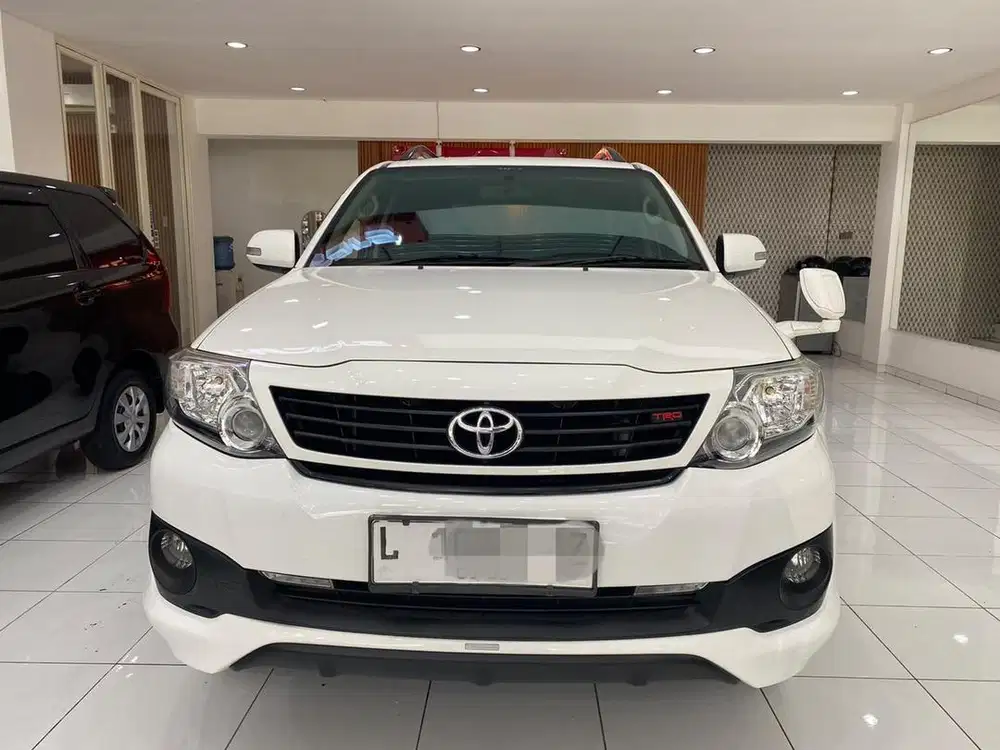 Toyota fortuner 2014 TRD Lux 2.7 AT super istimewa