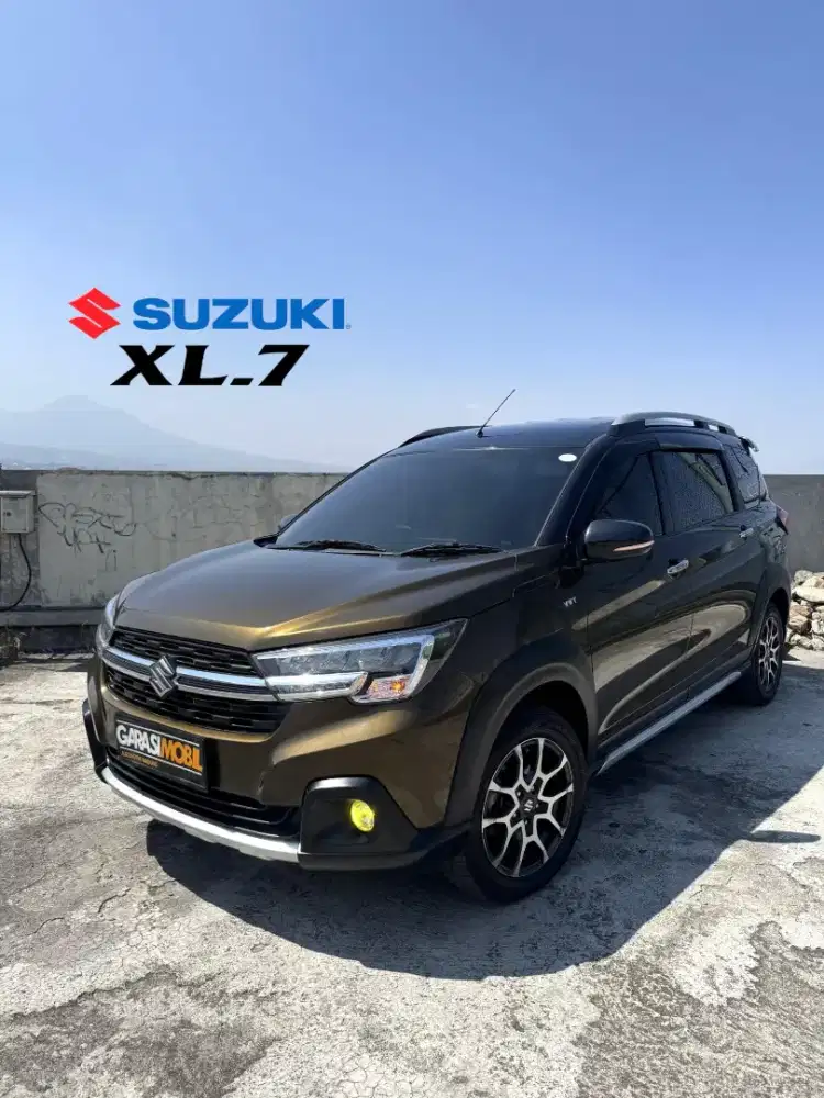 SUZUKI XL7 ALPHA AUTOMATIC 2021 (type tertinggi)