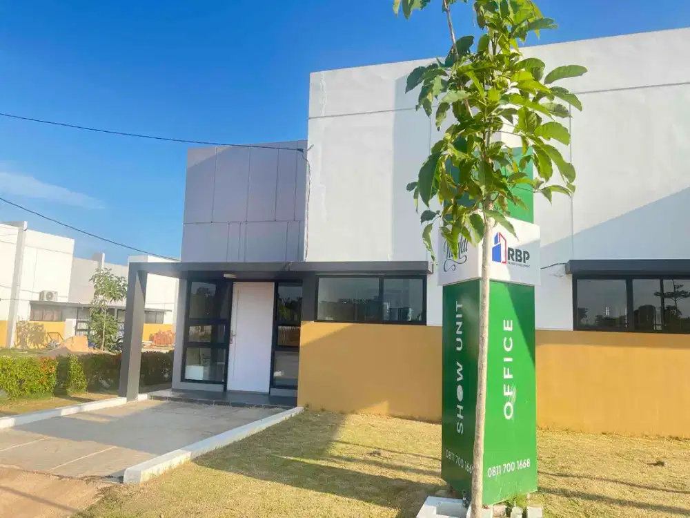 Dijual Rumah Mewah dan Strategis ditepi jalan raya Batuaji.