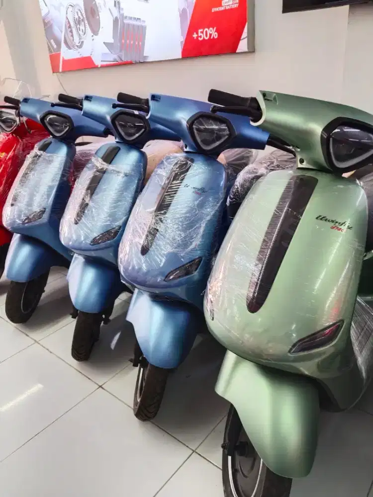 SEPEDA LISTRIK DENGAN BATREI LITIUM UWINFLY T78C