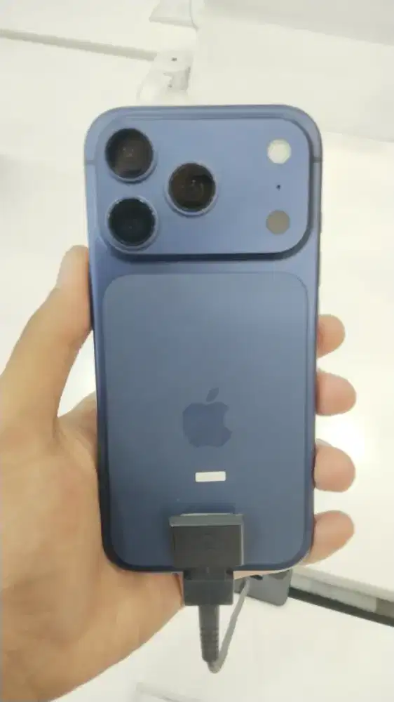 Promo Pembelian iPhone 17 Pro Bisa Cash & Cicilan Bunga 0%